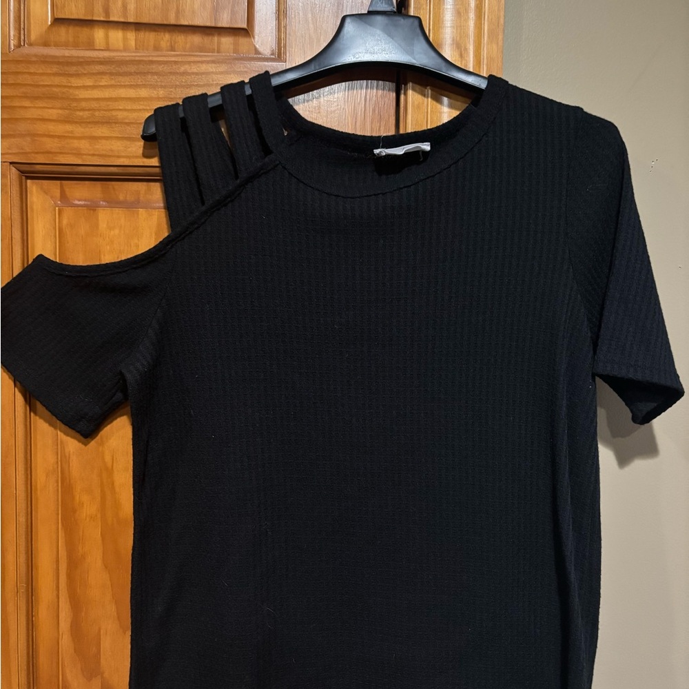 Boutique Black Waffle Cutout Cold Shoulder Short Sleeve Top